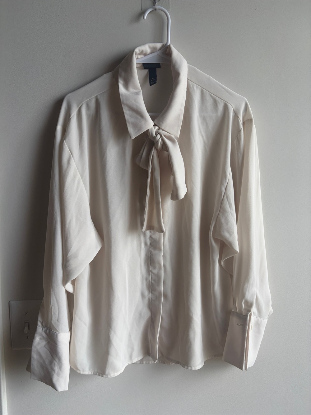 Women’s Cream Tie-Neck Blouse